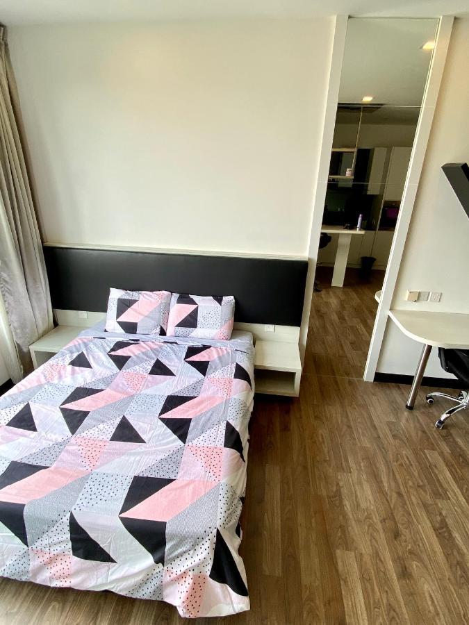 Landmark Residence 2, Studio For 2 Pax, High Floor, Nice View, Free Parking, Budget Stay カジャン エクステリア 写真